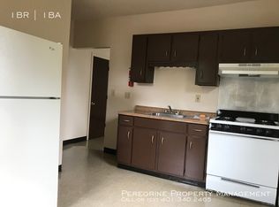 160 4th Ave #301, Woonsocket, RI 02895