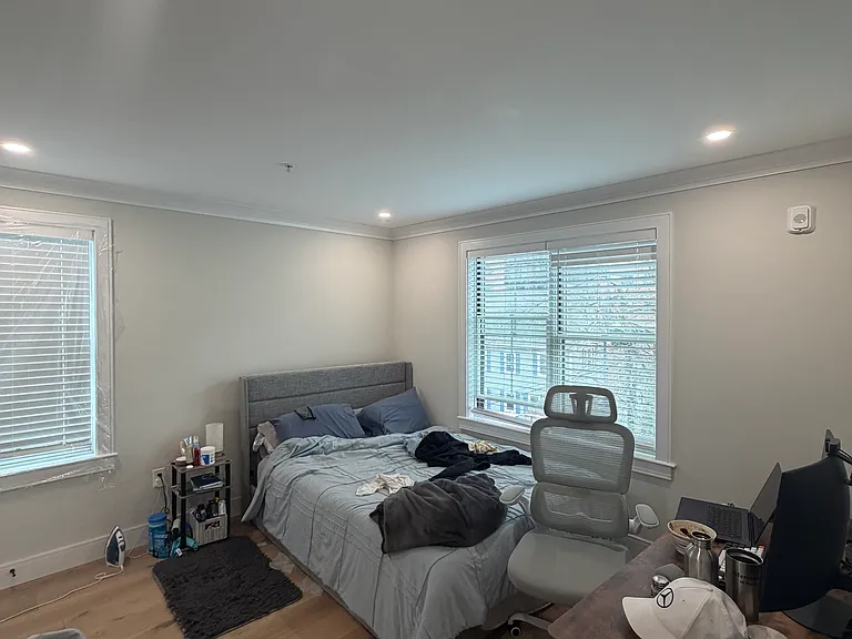 9 Everett St #3 — Photo 11