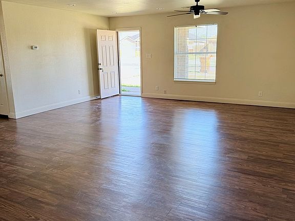 5th image of 2505 Alamesa Dr