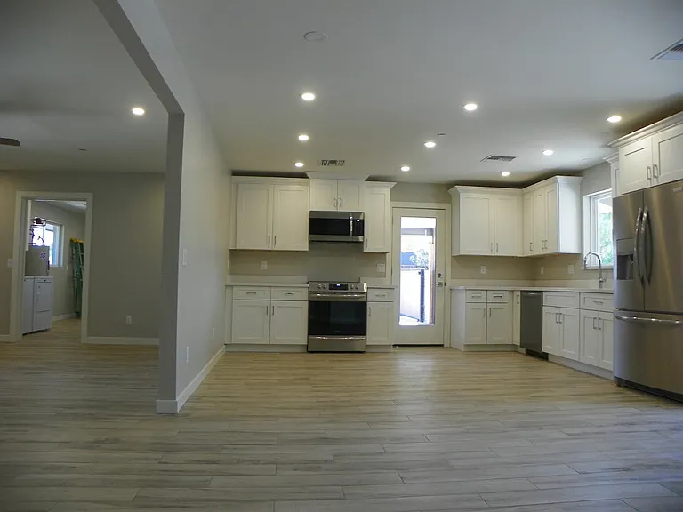 8337 E Meadowbrook Ave — Photo 5