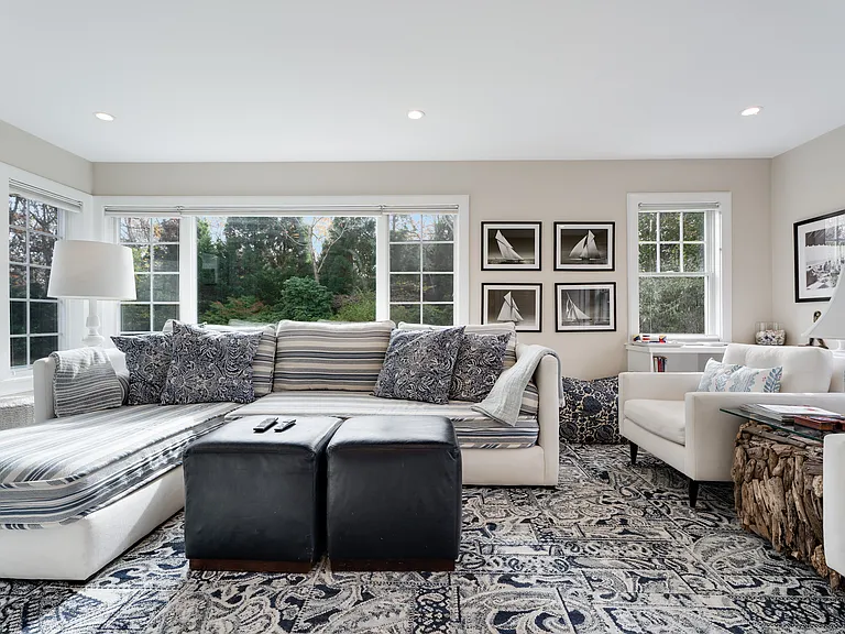 3 Lauras Ln — Photo 6