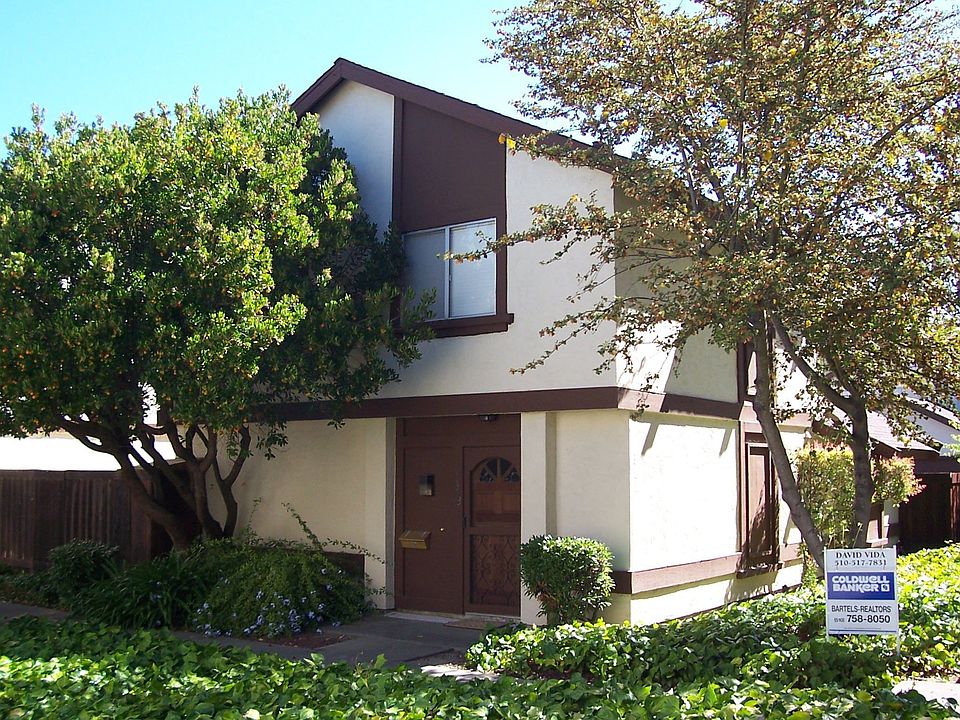 Detached two story townhome