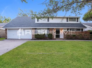 2645 Magnolia Dr, Irving, TX 75062