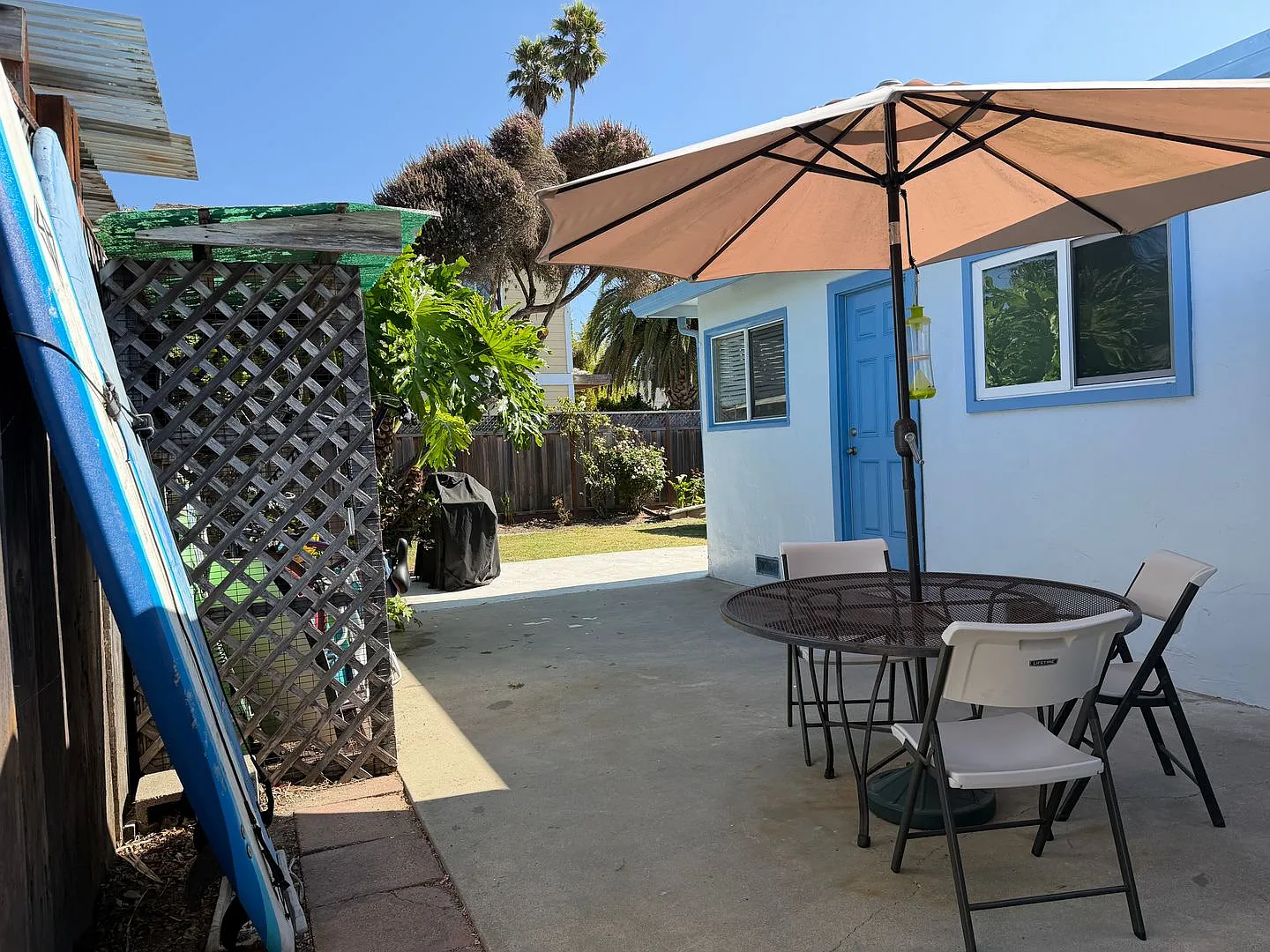East Cliff Gem - 4-bed 3 bath with an in-house private studio — Photo 2