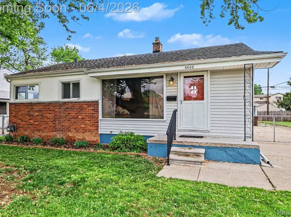 6608 Helen St, Garden City, MI 48135