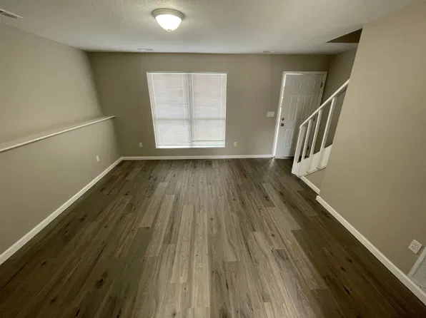 4235 Sunset Dr APT 1, Osage Beach, MO 65065