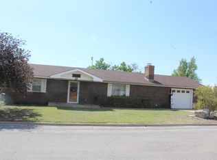 105 S Camargo St, Vici, OK 73859