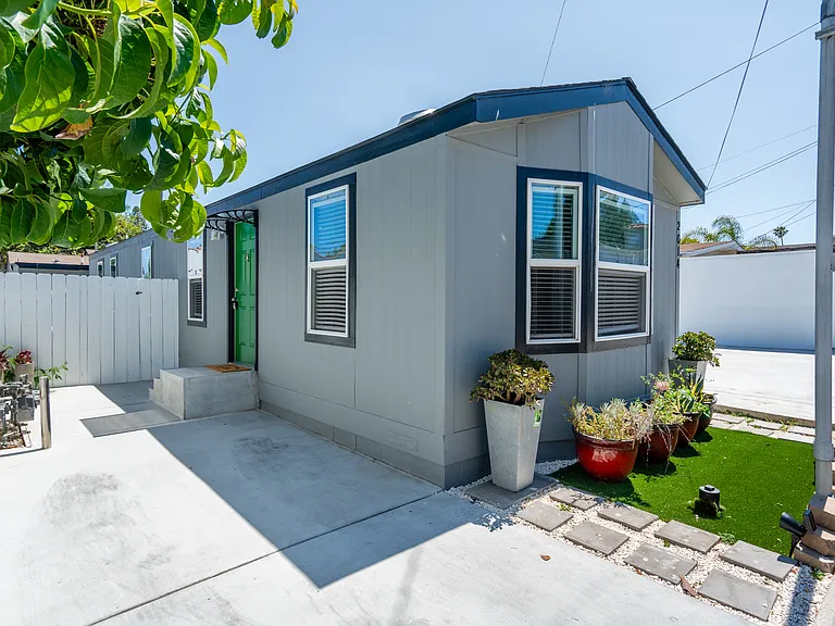 2014 Emerald St — Photo 18