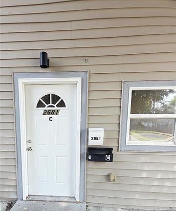 2nd image of 2681 Gladiolus St #C