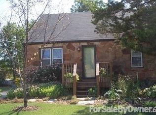 1104 Charles St, Columbia, MO 65201