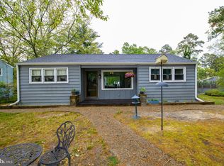 204 Holly Ln, Williamstown, NJ 08094