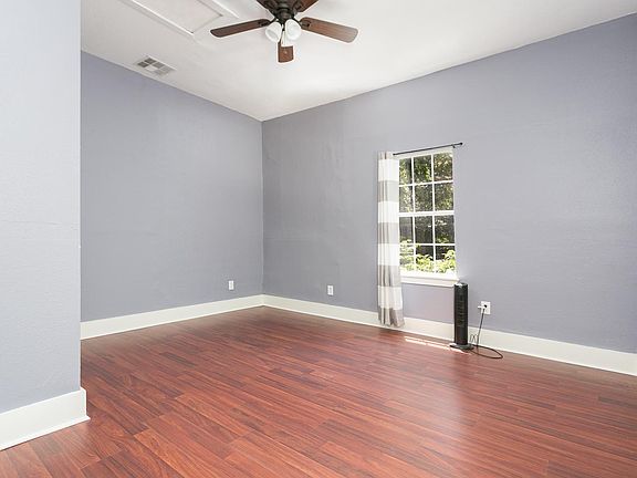 5th image of 1751 W Mistletoe Ave