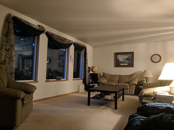 3rd image of 2122 Herbig Ave