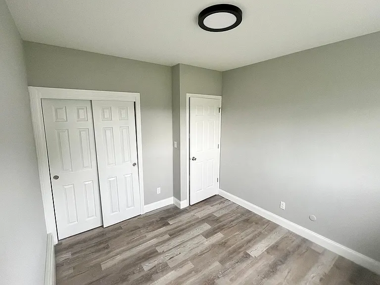 75 Hillside Ave — Photo 10