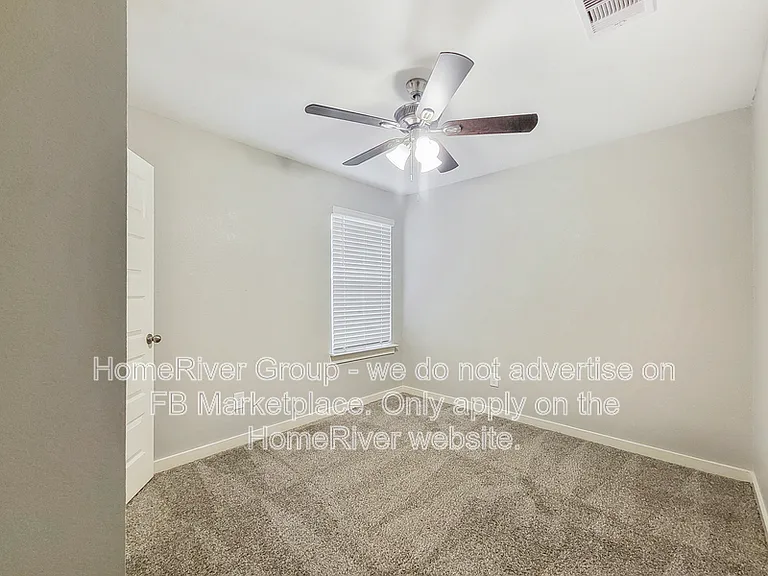 8122 Hush Heights Dr — Photo 13