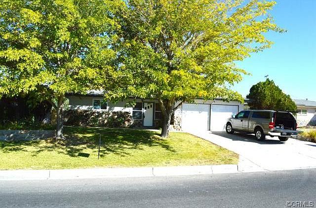 1st image of 15187 La Paz Dr