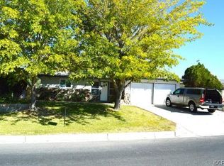 15187 La Paz Dr, Victorville, CA 92395