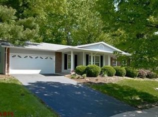 11701 Momarte Ln, Saint Louis, MO 63146