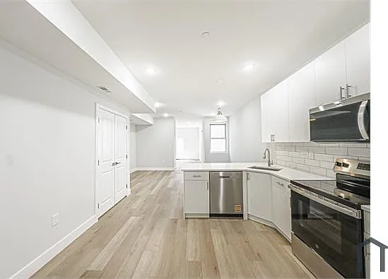 934 W Dauphin St #2 — Photo 5