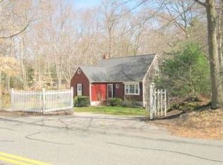 284 Circuit St, Hanover, MA 02339