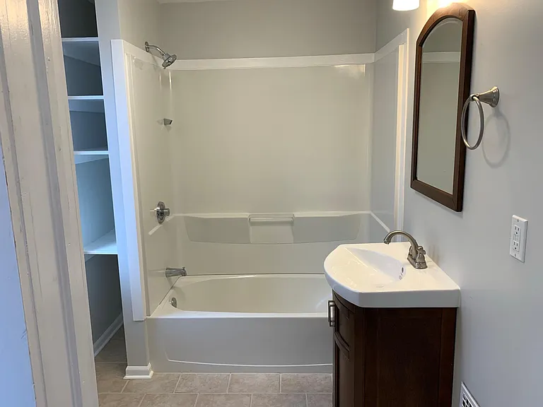 210 Olympia St #2 — Photo 5