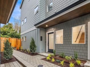 533 N 70th St, Seattle, WA 98103