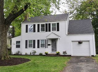 19 Bramley Rd, West Hartford, CT 06110