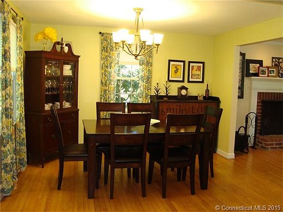Dining Rm