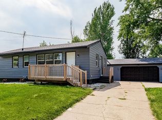 2213 Boyd St, Des Moines, IA 50317