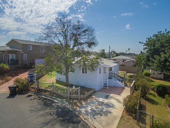 3rd image of 6647 Bell Ct