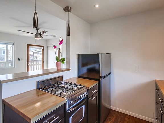 2nd image of 3599 Mission Blvd #2