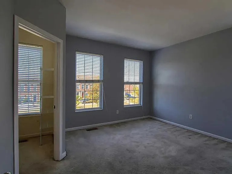 1434 Laurel Park Dr — Photo 19