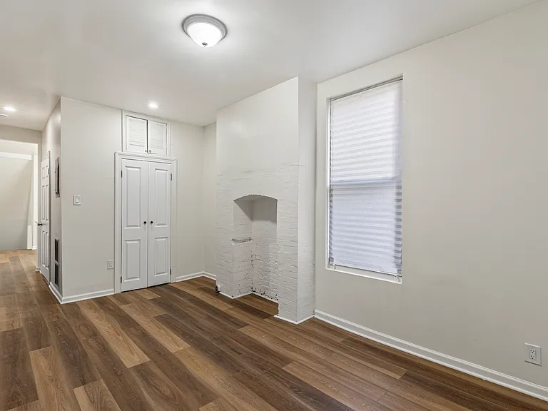 503 E 23rd St #1 — Photo 8