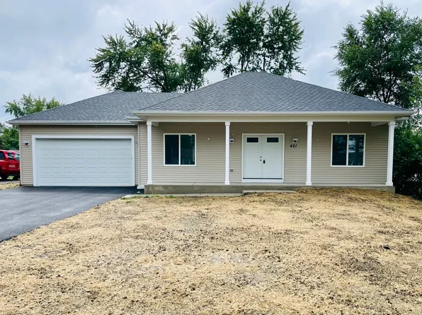 421 Sherwood Dr, Aurora, IL 60504