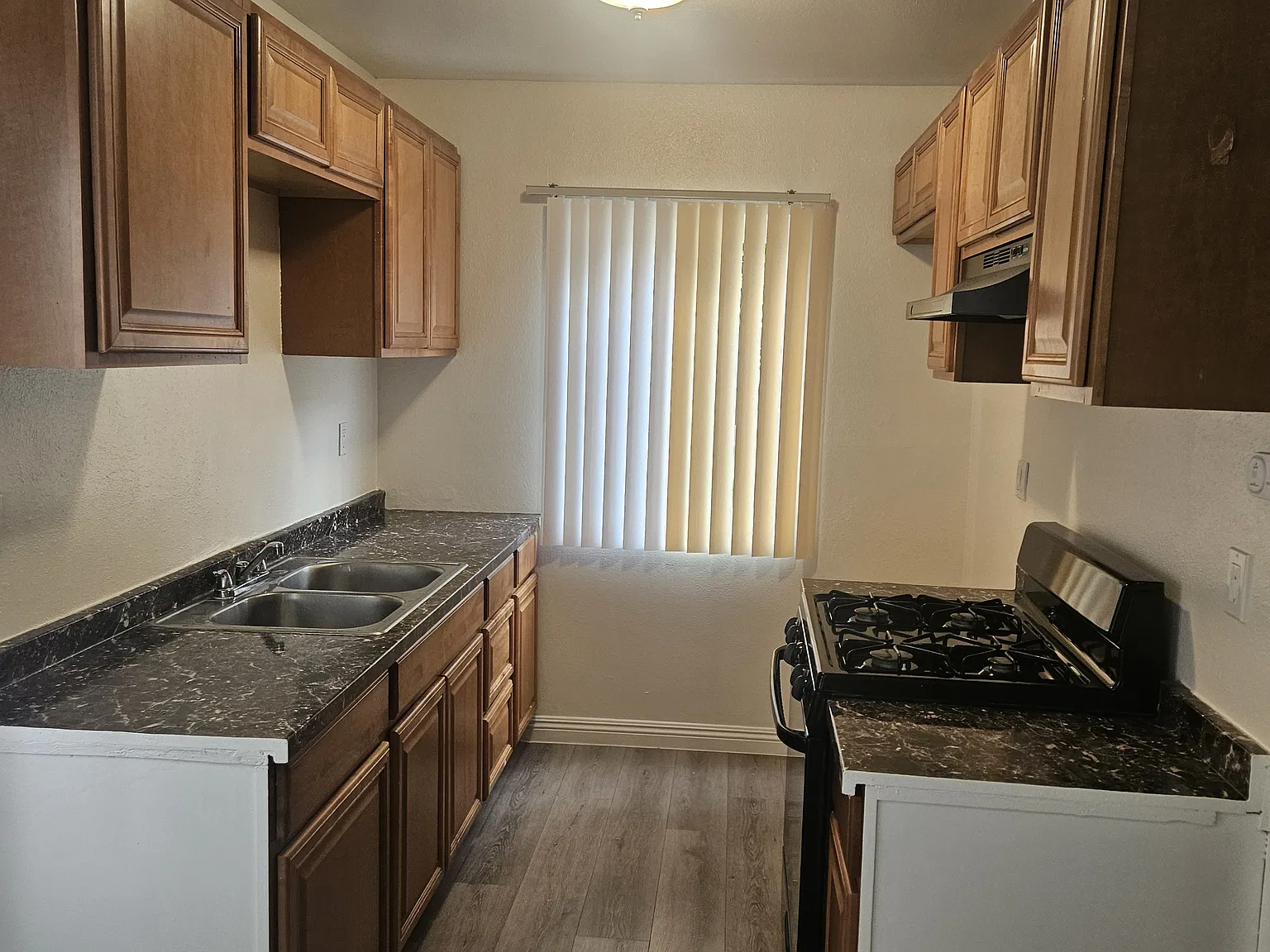 1 bed, 600 sqft, $1,750 — Photo 4