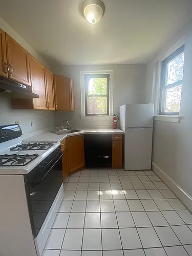1100 S 46th St Photo 1