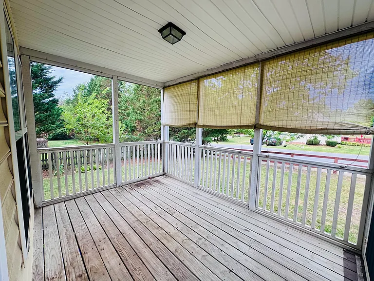 320 Springside Dr — Photo 20