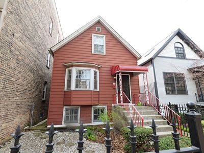 2630 N Whipple St, Chicago, IL, 60647