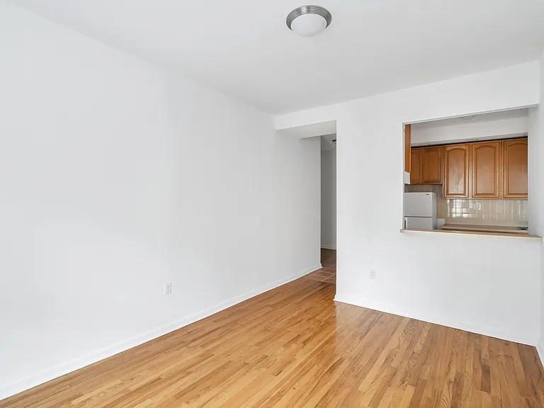 920 Riverside Dr #42B — Photo 4