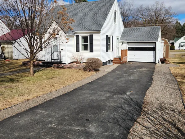 528 N 7th St, Montevideo, MN 56265