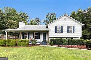 1902 Seals Rd photo 1