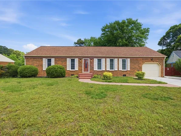 705 Caravelle Dr, Chesapeake, VA 23322