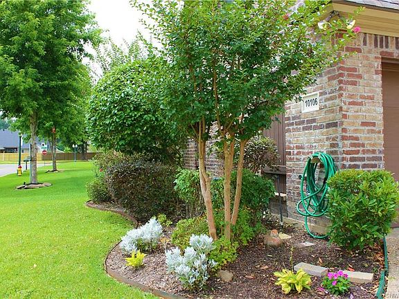 5th image of 10106 Autumn Oaks Ln