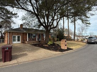 308 Haledon Rd, Chesapeake, VA 23320