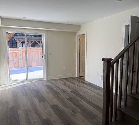 4th image of 1695 Dersan St #403