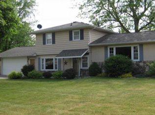 312 N 5th St, Fairbank, IA 50629