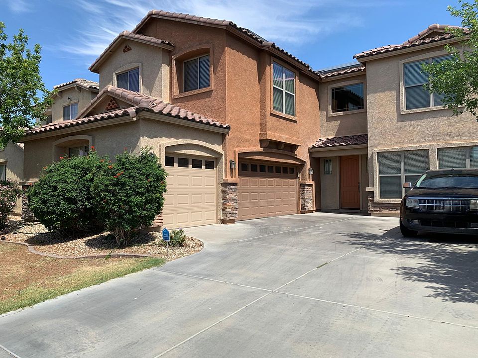 1st image of 10122 W Albeniz Pl