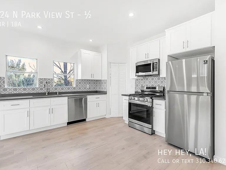 124 N Park View St — Photo 13