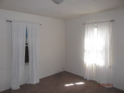 bedroom2