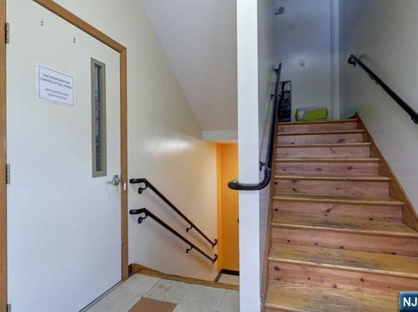 4-24 Saddle River Rd, Fair Lawn, NJ 07410